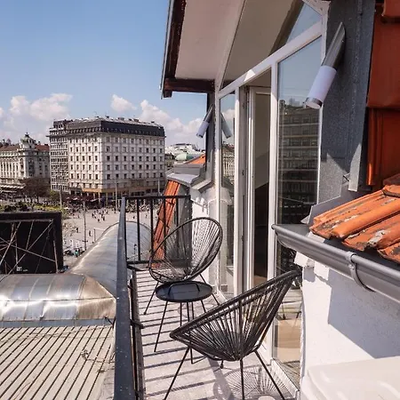 Republic Square- Location Apartament Belgrad