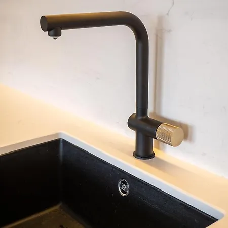 Republic Square- Location Apartament