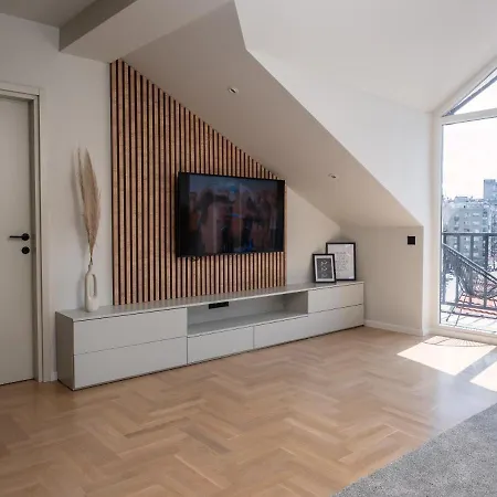 Apartament Republic Square- Location