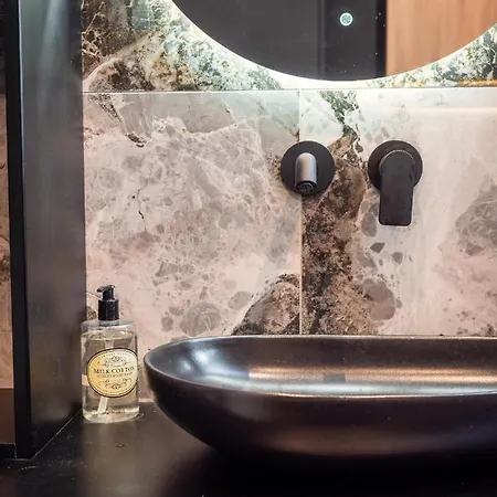 アパート Republic Square- Location *